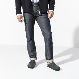 15971 -Lifestyle Man Wearing Birkenstock Boston Oiled Leather in Black