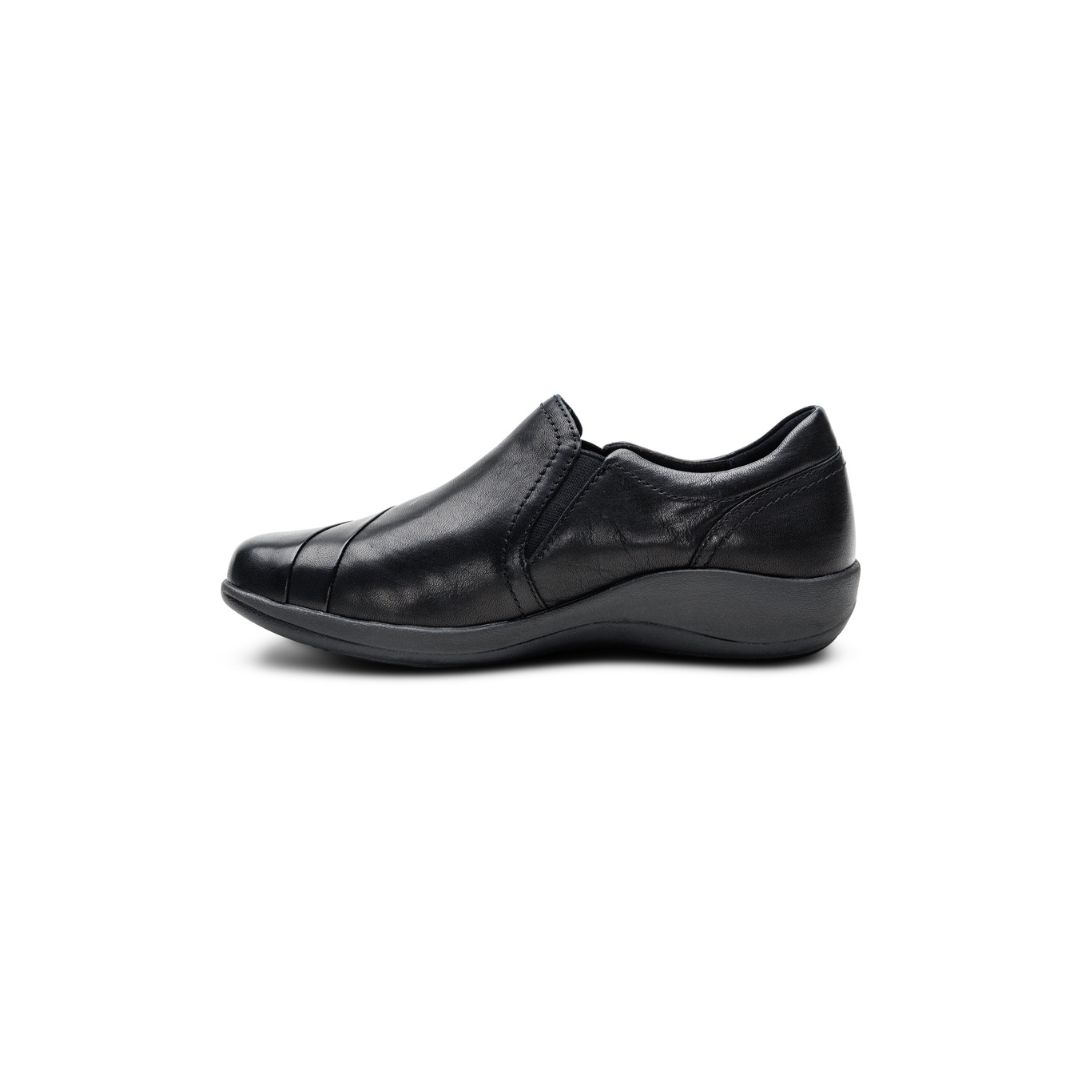 DM570W-2 Aetrex Helena Slip On in Black