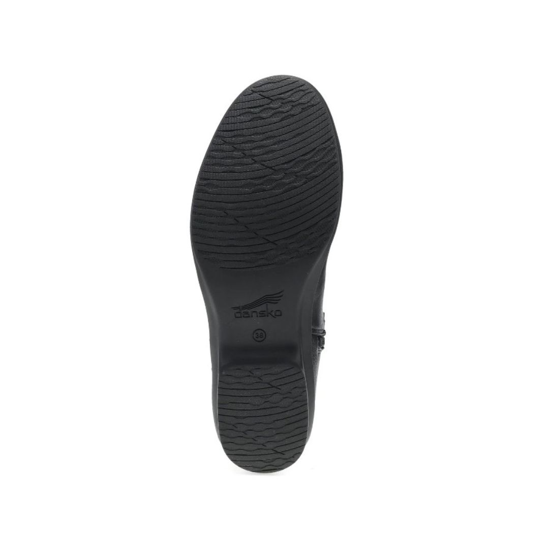 10506020200-4 Dansko Carissa in Black