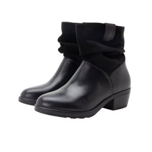 Alegria Whitley in Black